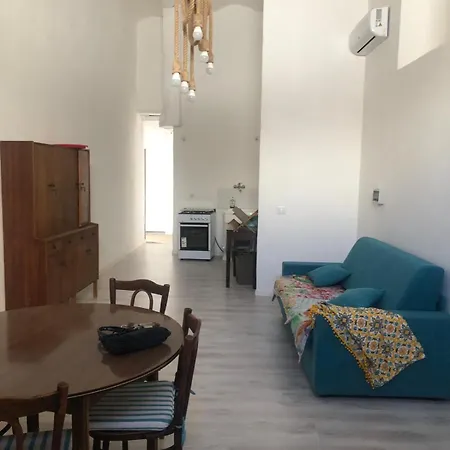A Piedi Scalzi Sullo Stretto 2 Ferienhaus Reggio Calabria