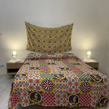 Ferienhaus A Piedi Scalzi Sullo Stretto 2 *